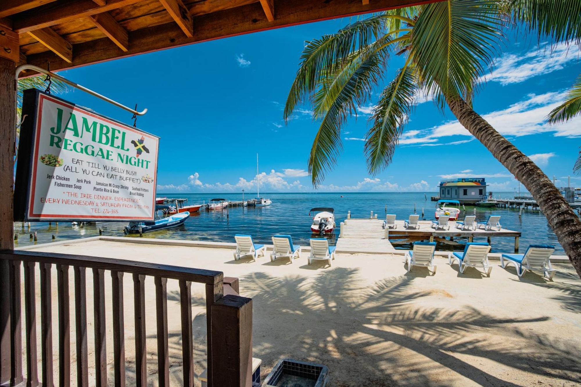Sunbreeze Suites San Pedro  Exterior foto